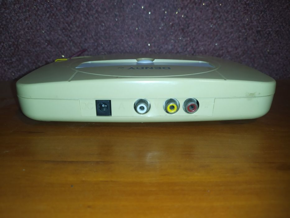 Игровая приставка Dendy 3 8 Bit