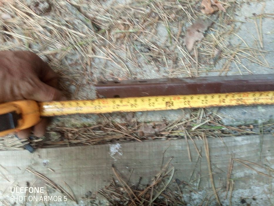 Kątownik  40x40-0,9m długi oraz 0,7m dł regały