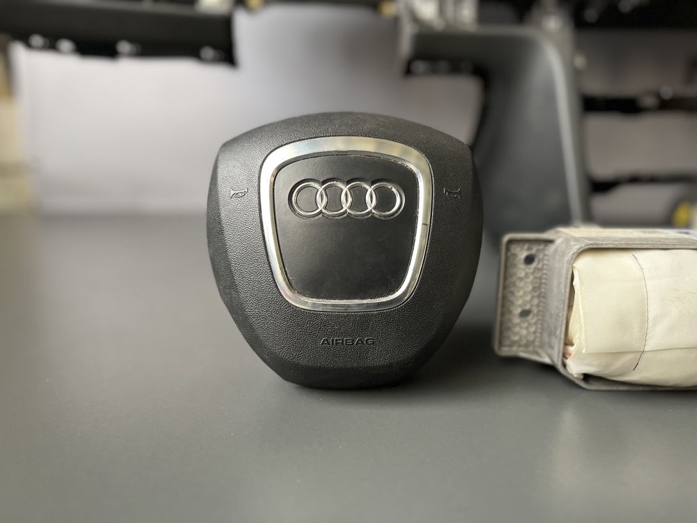 Торпедо Audi A6 C6 Консоль Передня Панель Торпеда Ауді Розборка