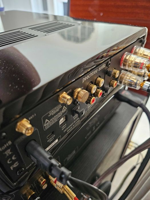 Wzmacniacz PEACHTREE AUDIO Decco125 SKY DAC all in one WIFI