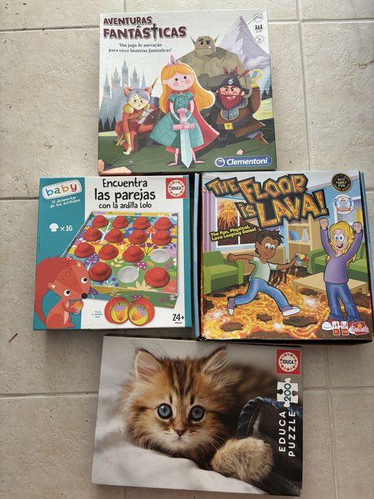 Livros e jogos de crianca