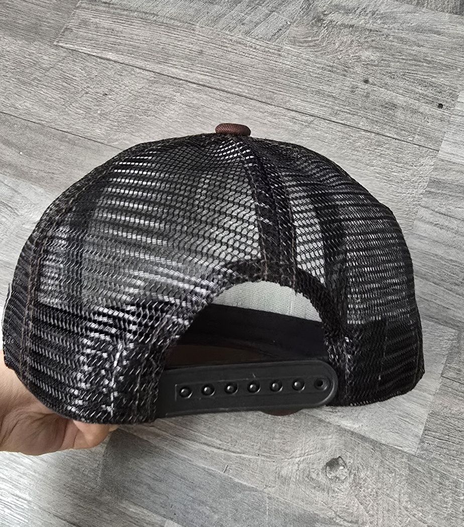 Czapka z daszkiem w stylu trucker z siateczką Mickey Mouse Disney