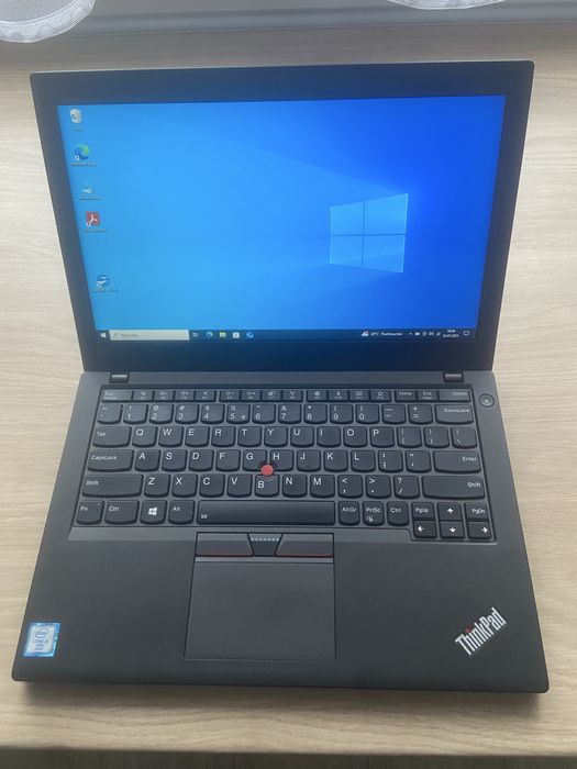 Laptop Lenowo ThinkPad Core i5 v Pro