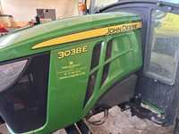Traktor John Deere 3038E, 38KM, pług, posypywarka, 441mtg