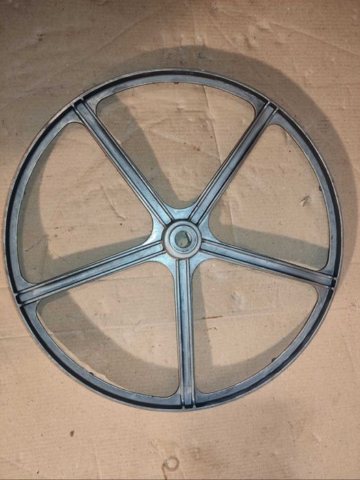 Шкив барабана стиралки Whirpool AWO/D 10541