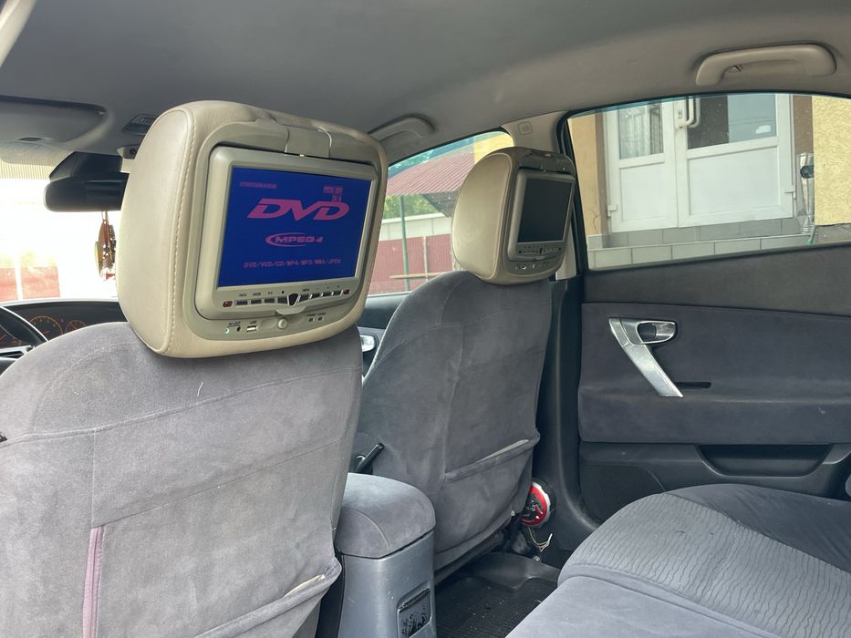 Nissan Primera ( Avtomat )