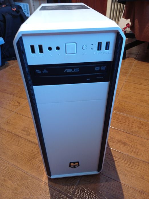 PC intel i7 16gb RAM Disco 480Gb SSD GTX 1650 + 2x hdd 1tb