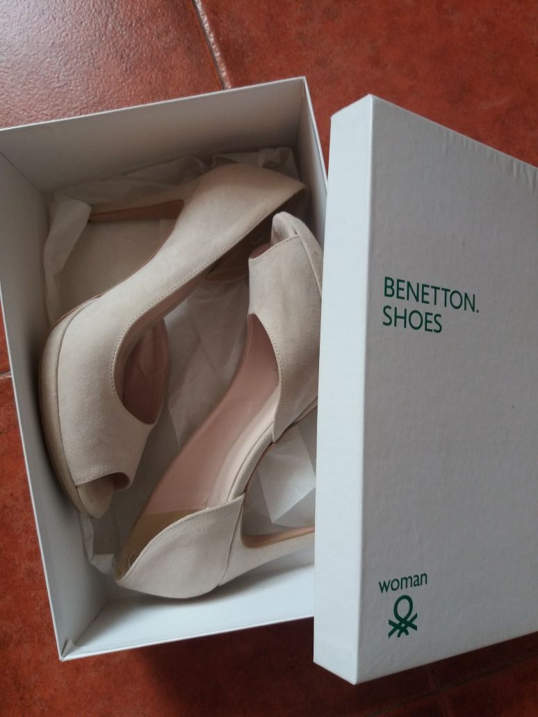 Sapatos Benetton