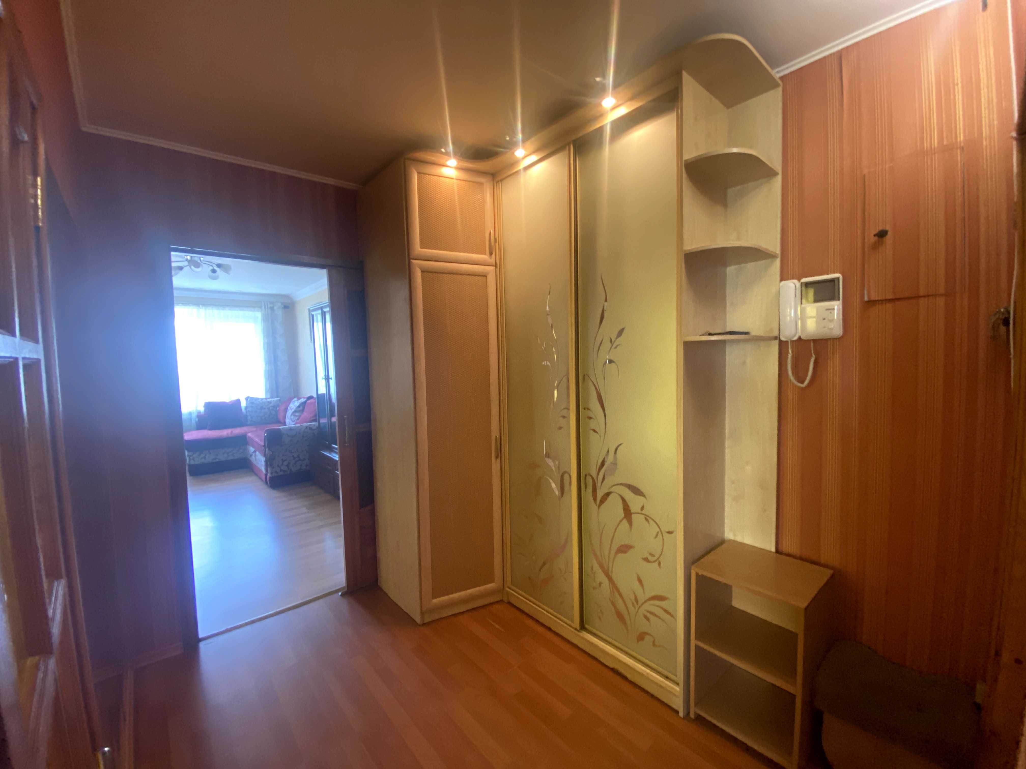 Довготривала оренда 3к квартири на вул. Бориспільська 43