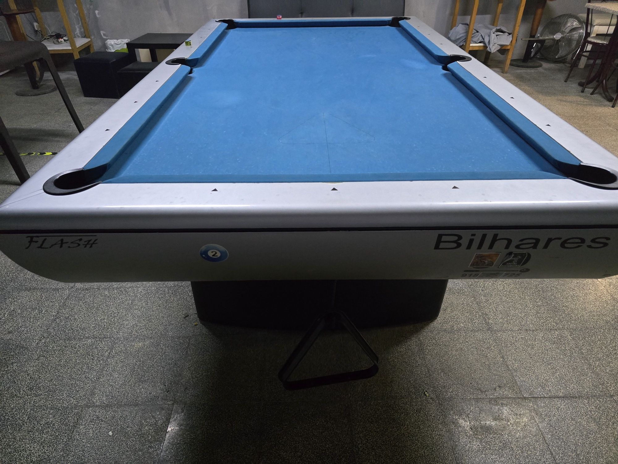 Bilhar pool,tacos,relógio
