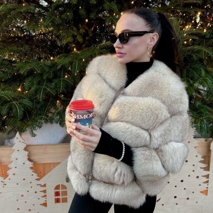 Шуба песець шикарна!