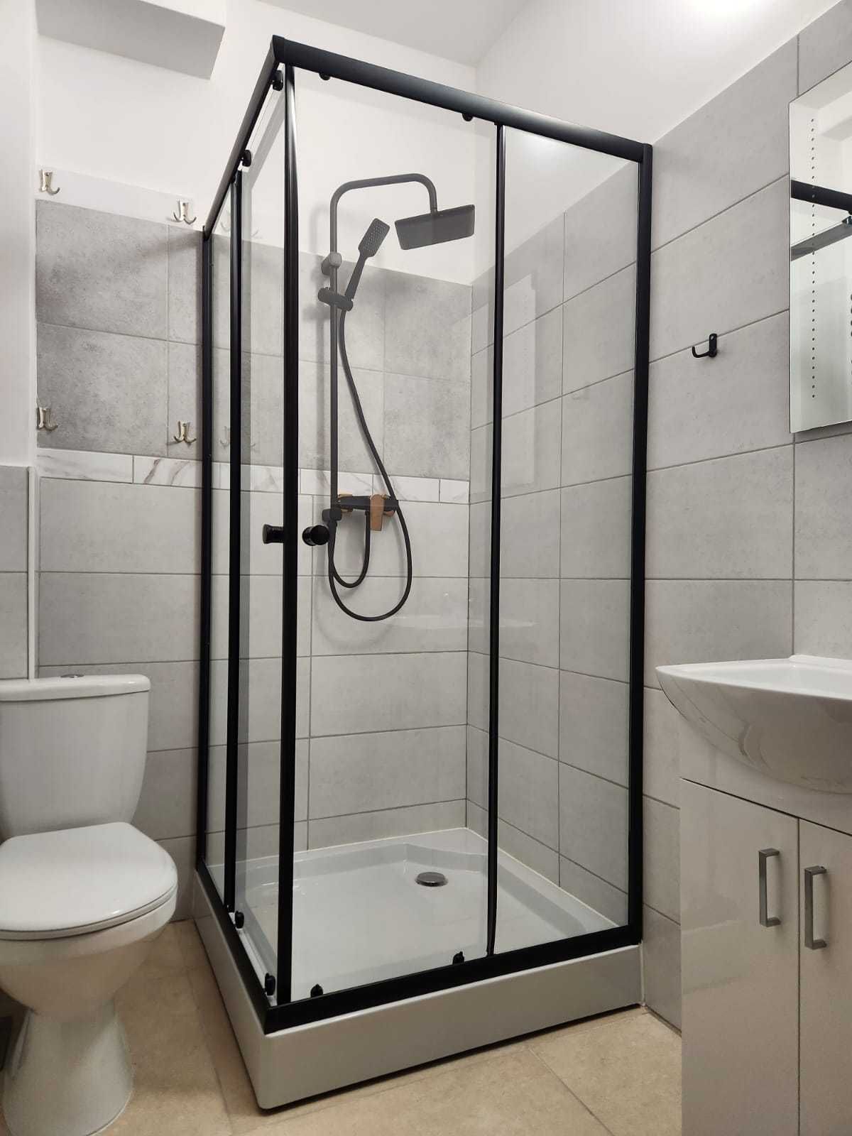 Pokoje w dobrym standardzie w nowym hostelu