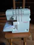 Оверлок SINGER 14SH654