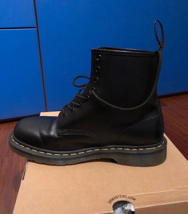 Botas Dr martens smooth 1460 e caixa  42