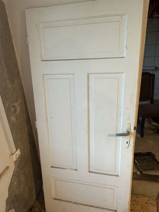 Stare drzwi drewniane