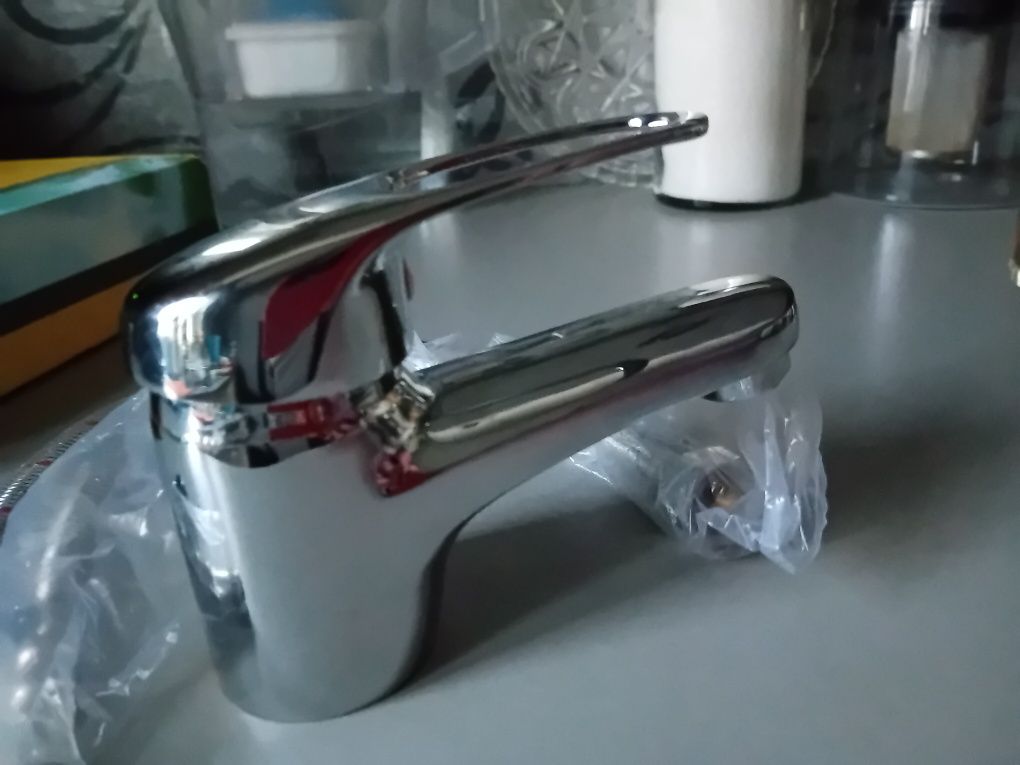 Bateria umywalkowa nowa