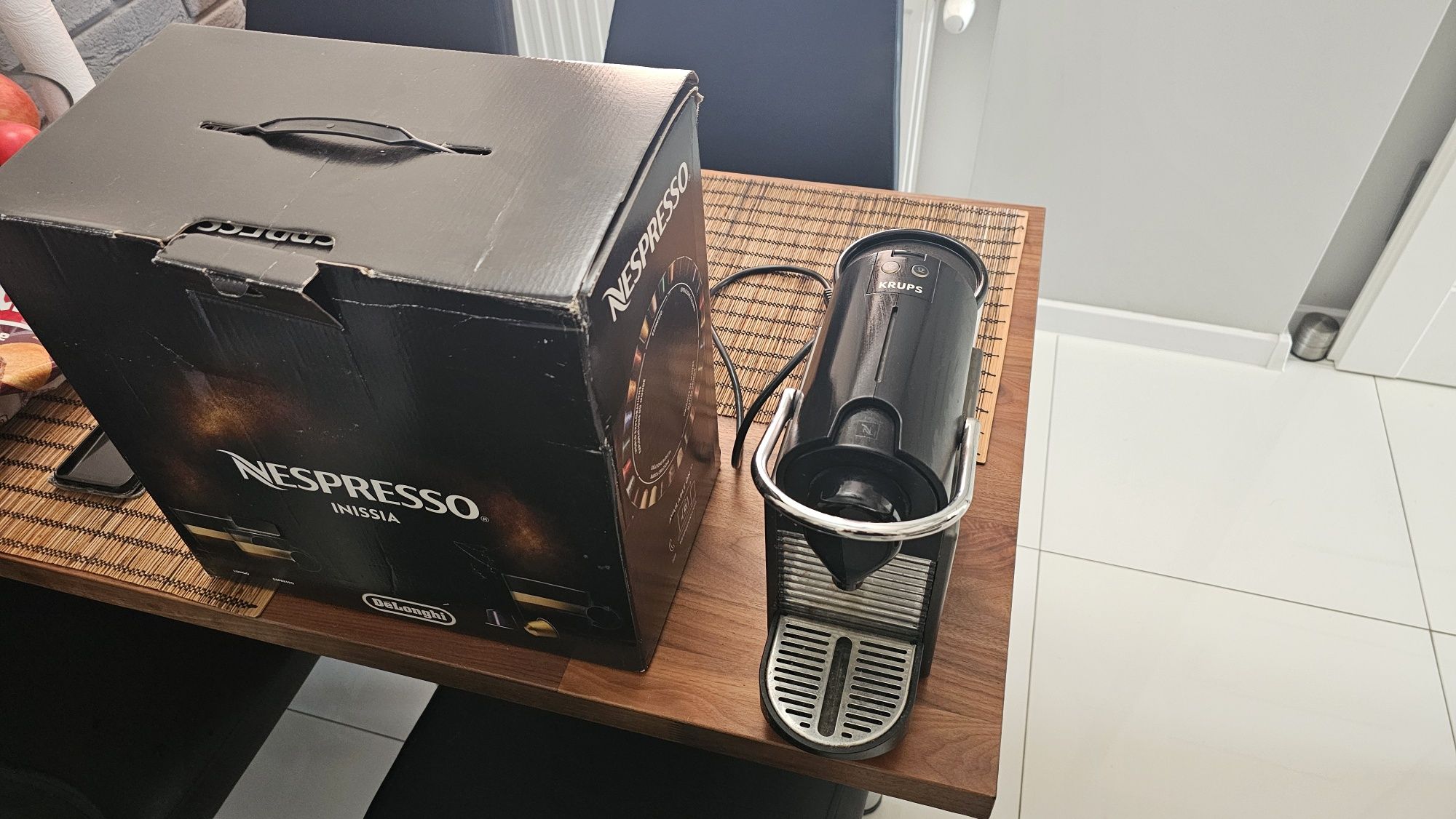 Ekspres do kawy na kapsułki Nespresso Krups XN3005