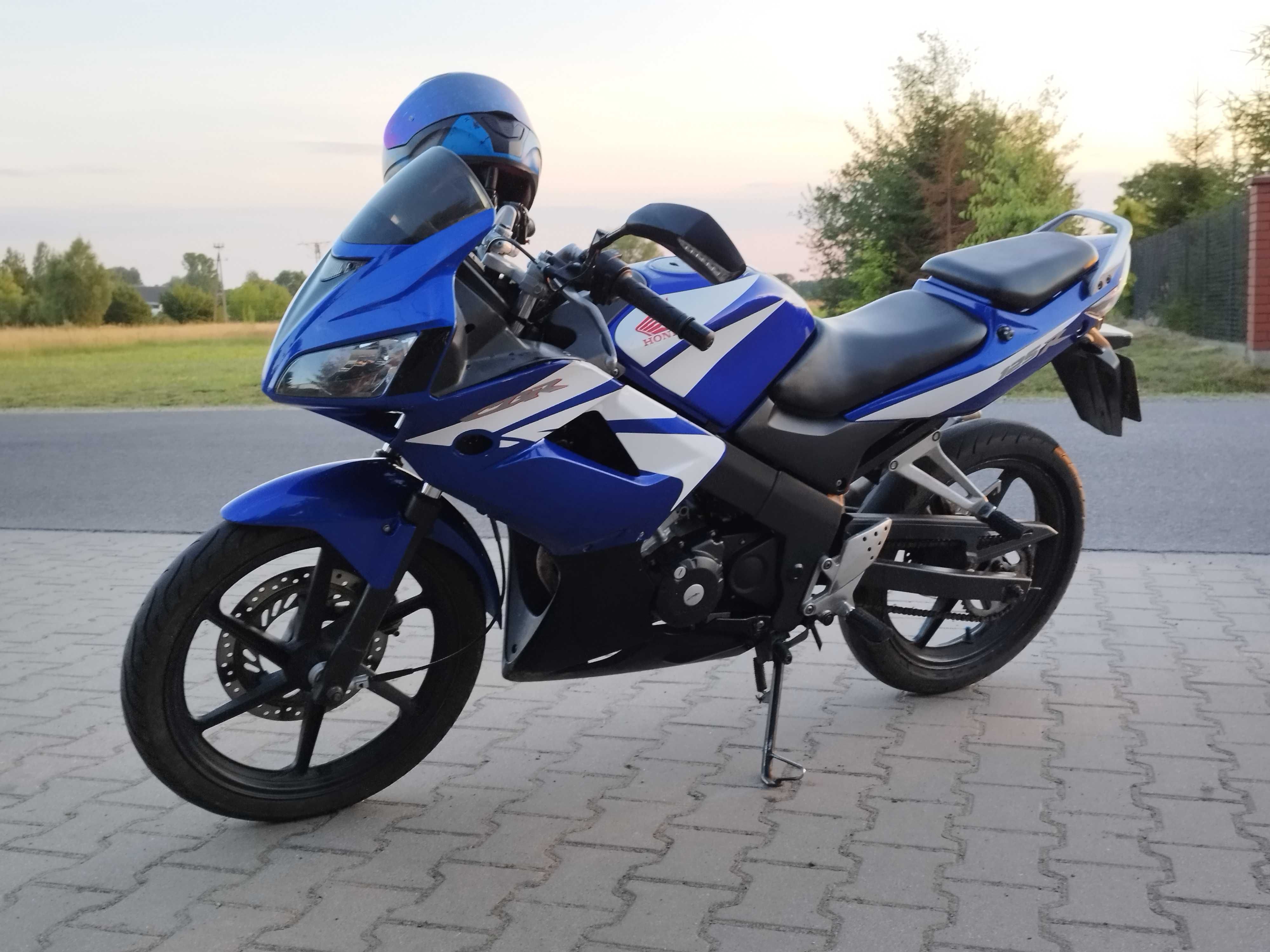 Honda cbr 125 jc39