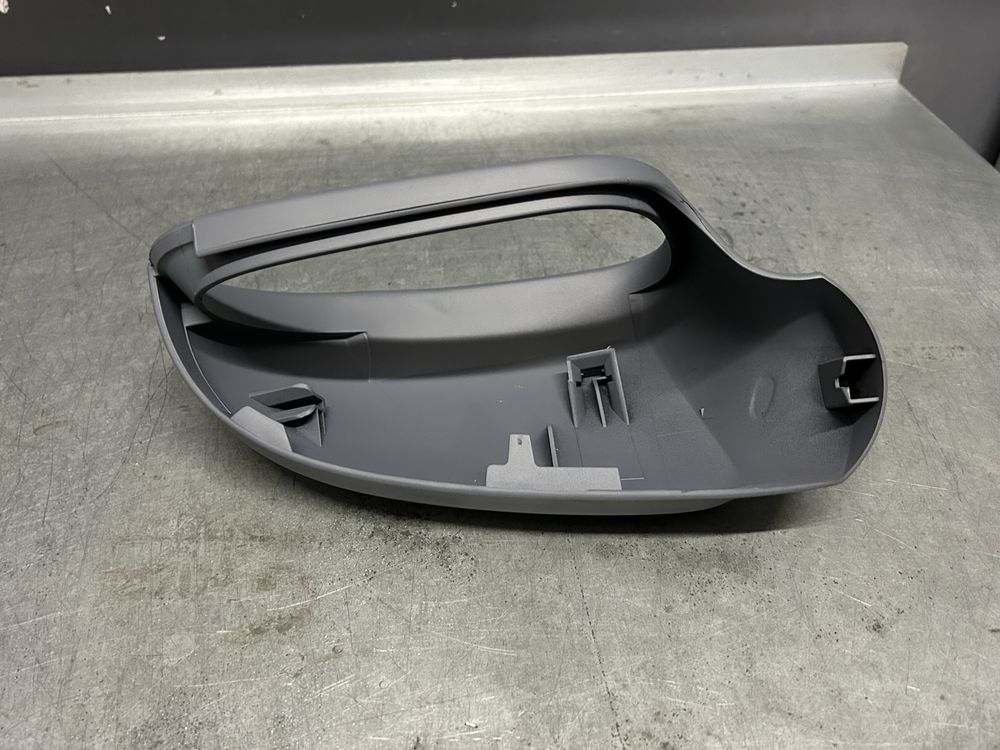 Obudowa lusterka lewego VW Passat B5 95-05 , Caddy II 95-03 nowe