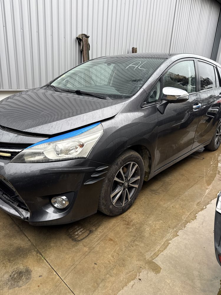 Toyota verso 1.6d4D para pecas