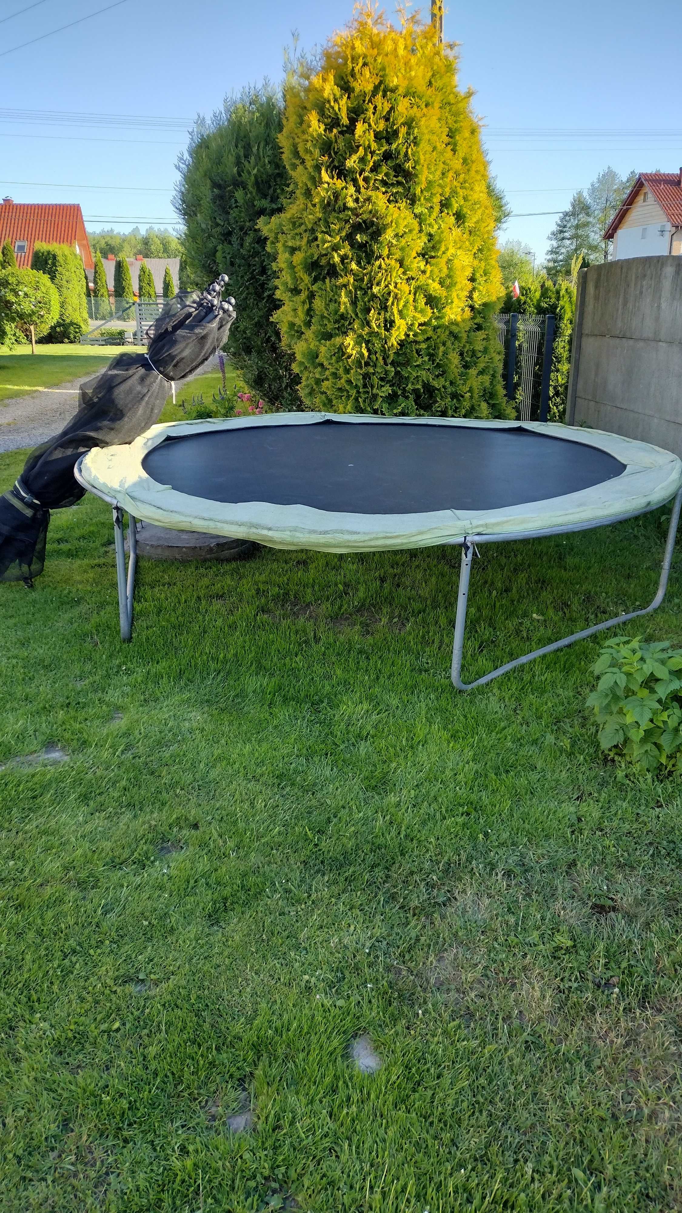 Sprzedam trampolinę 3m