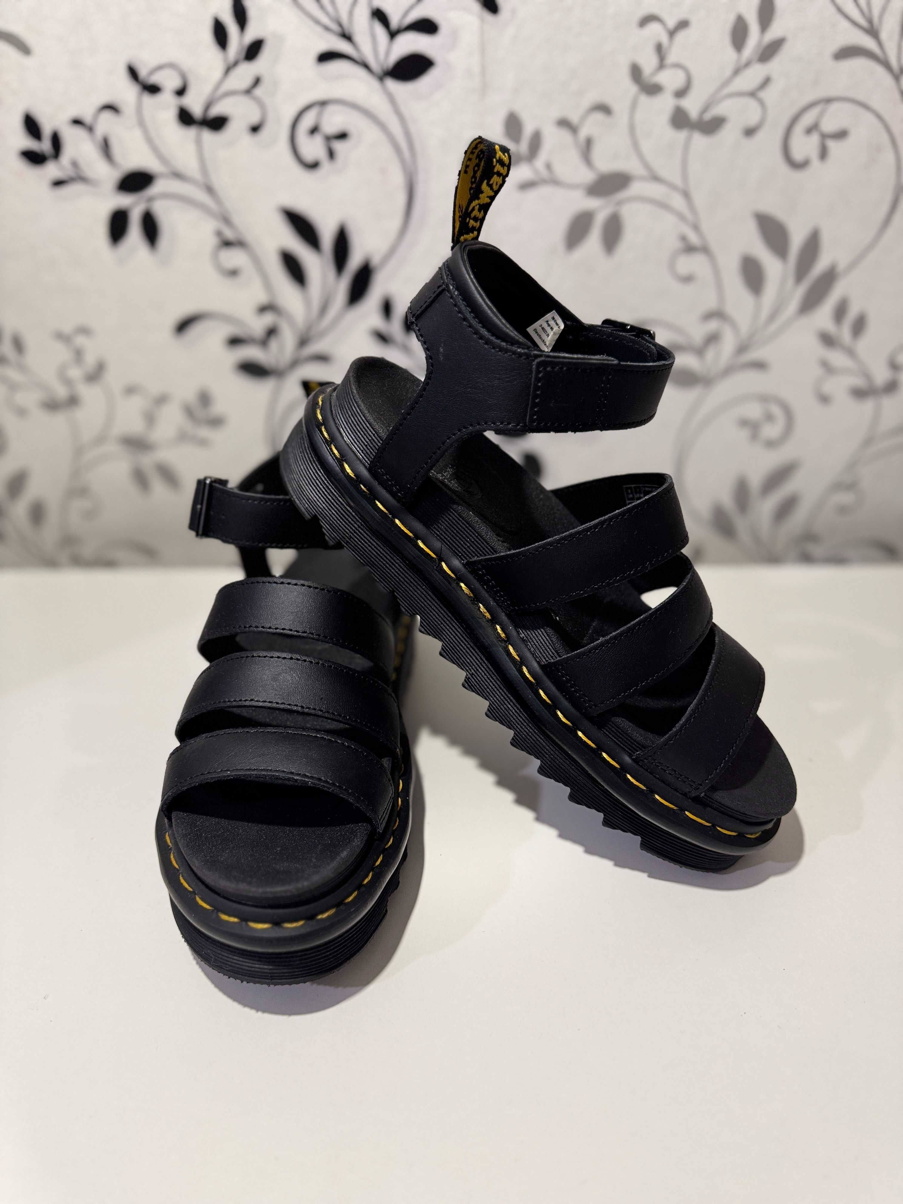 Босоніжки жіночі з натуральної шкіри Dr.Martens, 39р
