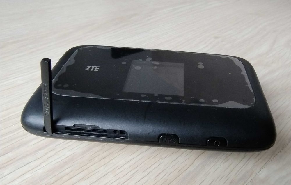 Router mobilny ZTE MF910 LTE - sprawny, oryginalna folia, kabel