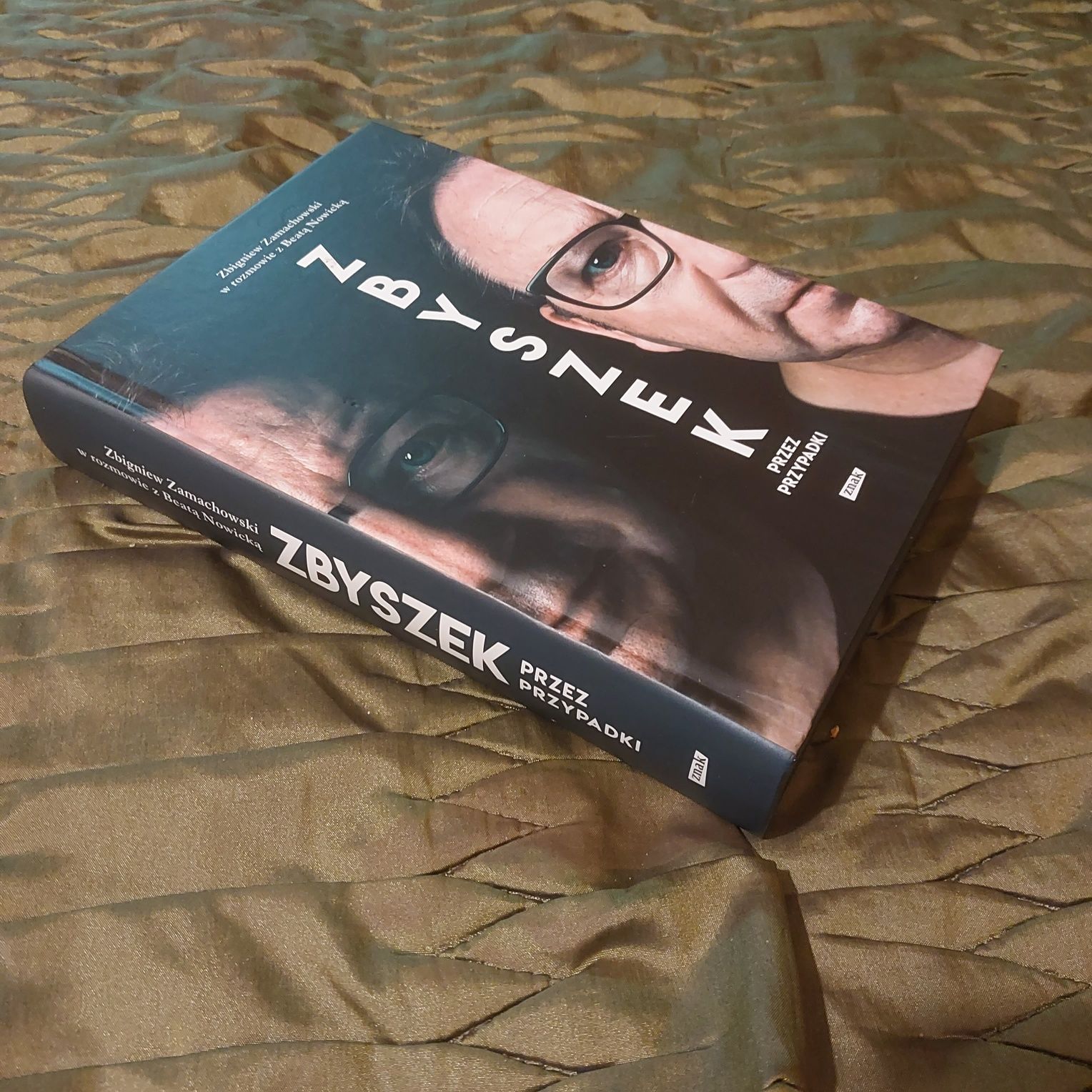 Książka  Zbyszek przez przypadki   autor   Beata Nowicka