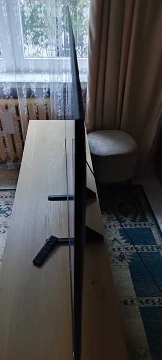 Sprzedam tv Samsung Stan idealny, jak nowy.
Model - QE55Q77DAT