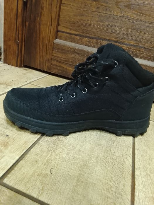 Ботинки зимние черные