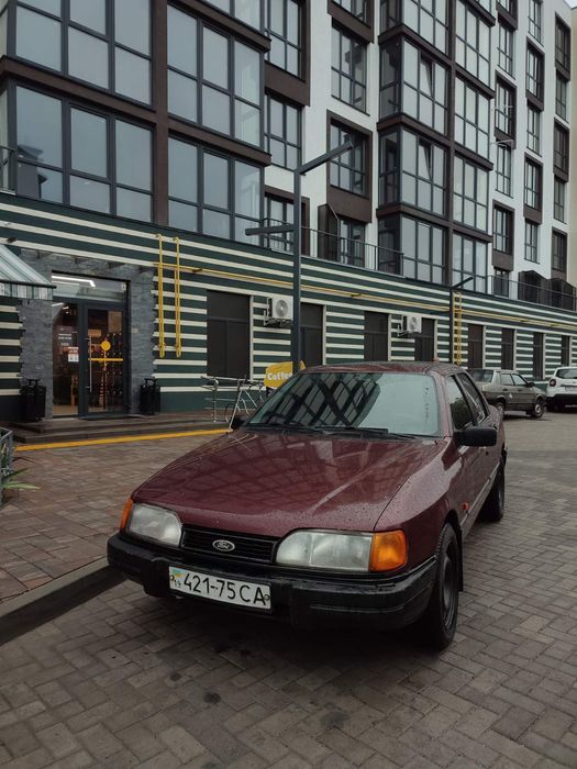ford sierra. 1.6
