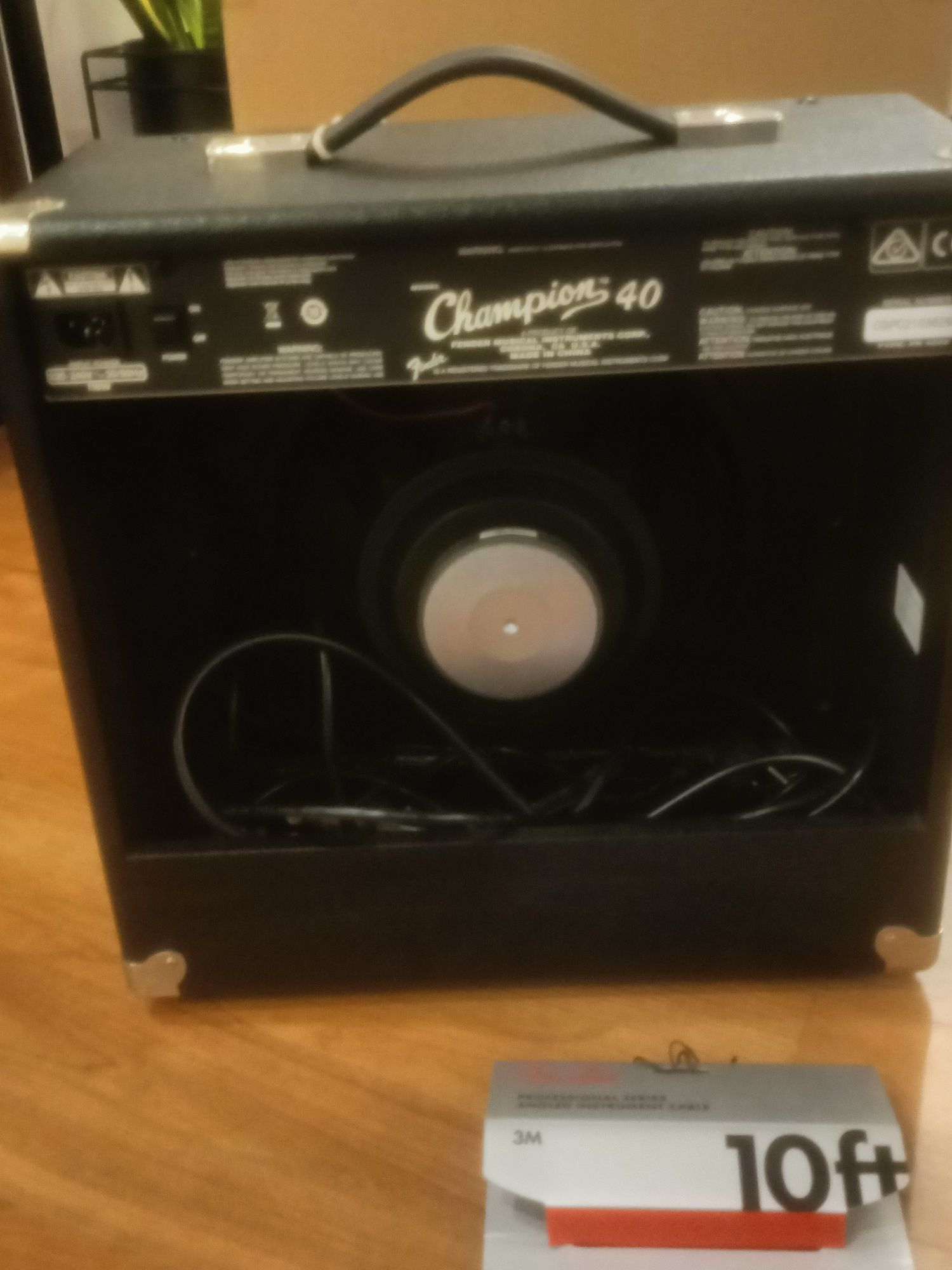 Guitarra elétrica Fender e Amplificador champion 40