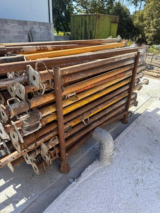 Escoras Metálicas (Bom Funcionamento várias medidas)