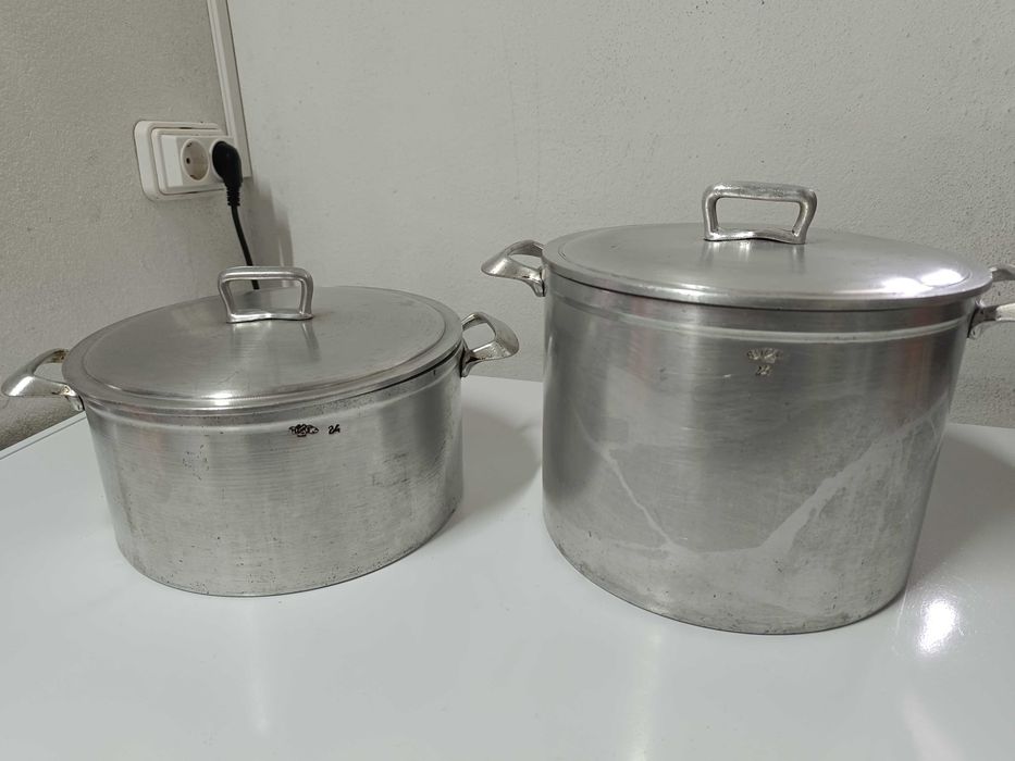 Tacho e Panela em alumínio fundido n. 24 e tampas