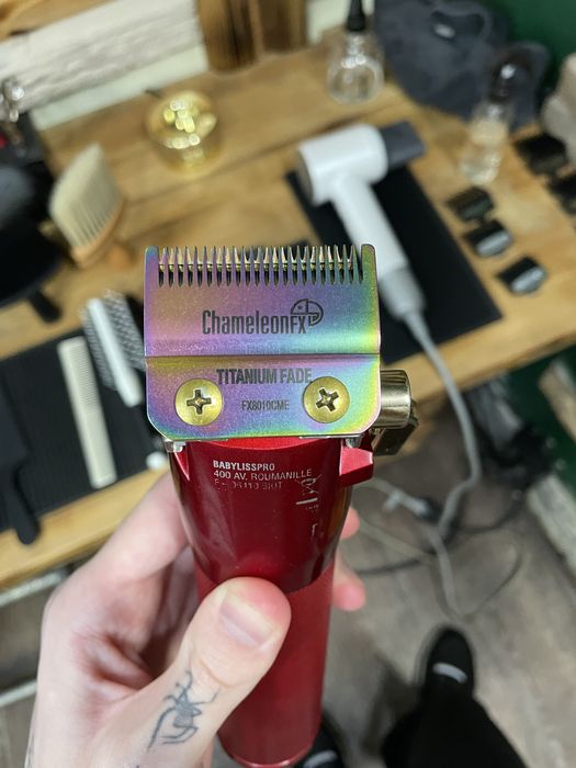 Машинка BaByliss PRO FX8700RE Red FX