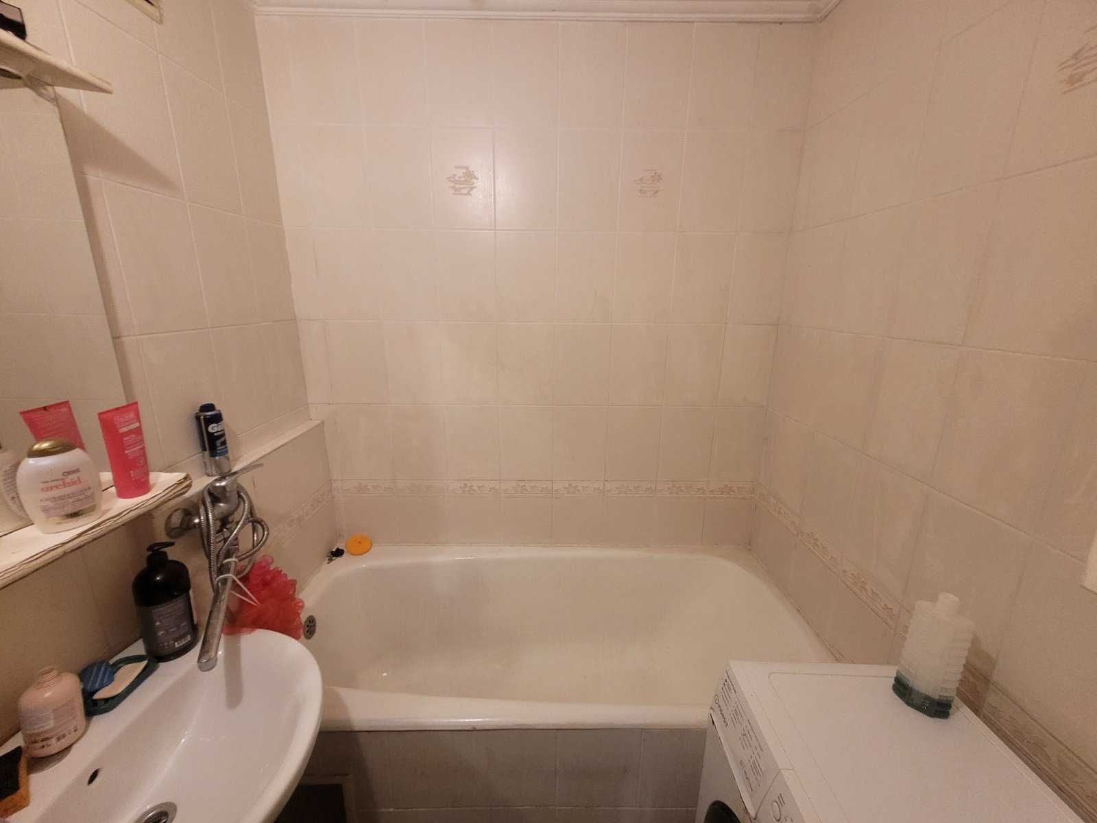 Продам 2к Подільський р-н вул Європейського Союзу буд 33
