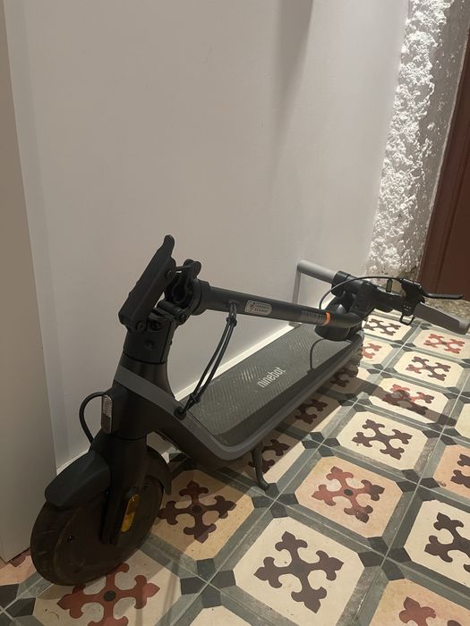 Trotinete eletrica segway ninebot