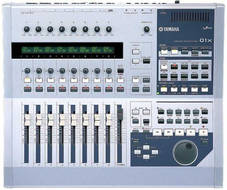 YAMAHA 01X Цифровий мікшер, аудіо та MIDI-інтерфейс