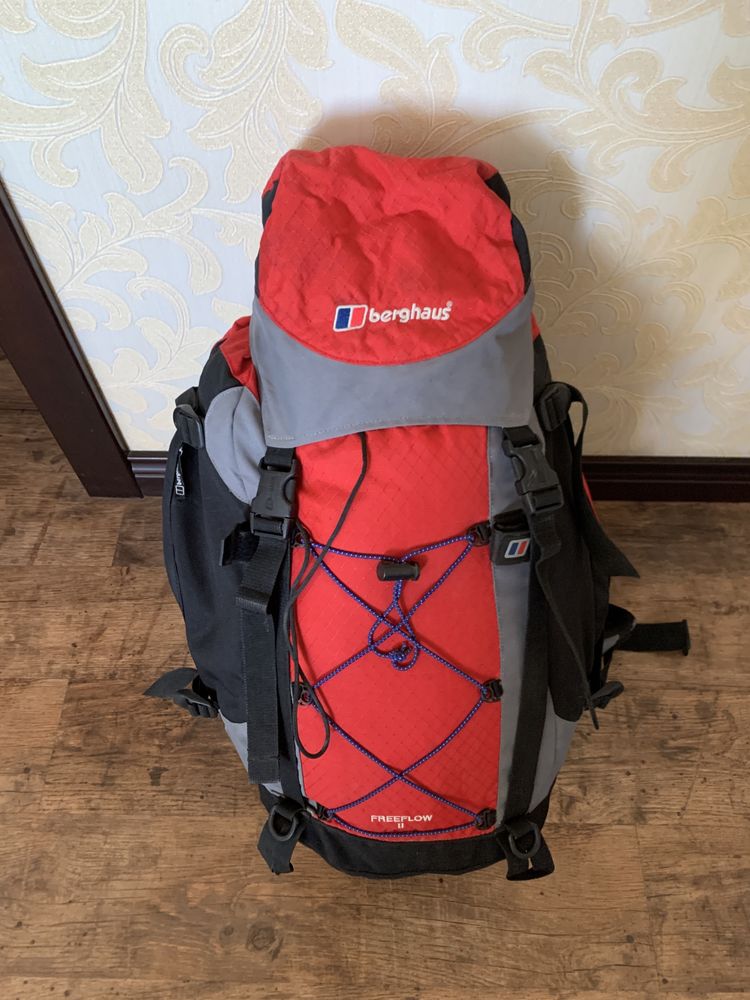 Рюкзак походный Berghaus Freeflow 2. 35+8