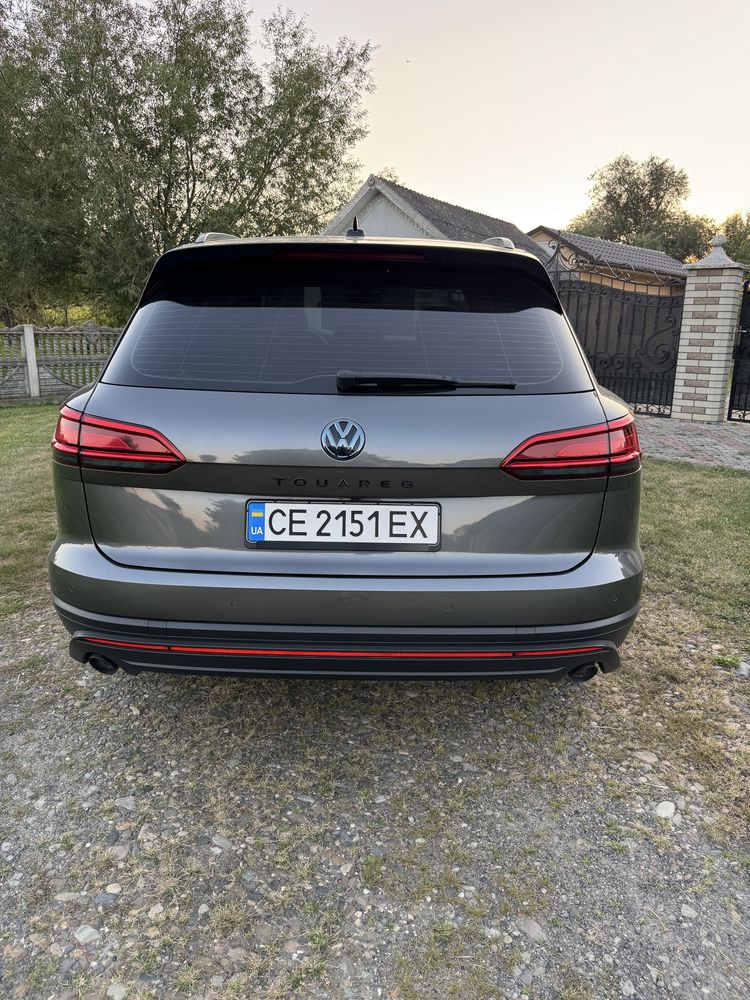 Volkswagen Touareg CR7 3.0 TFSI рік 2018