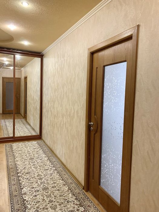 Продам 5-ти кімнатну квартиру з АО  ДНС поруч з річкою