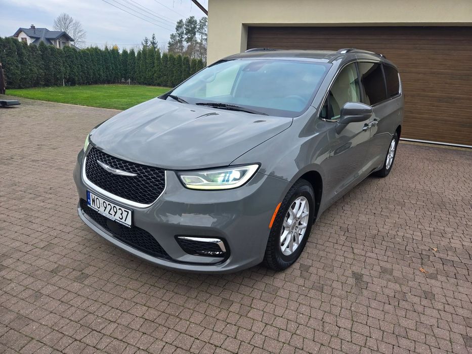 Chrysler Pacifica Nowy model / Touring L / Skóra / Led / FV 23% - Leasing /