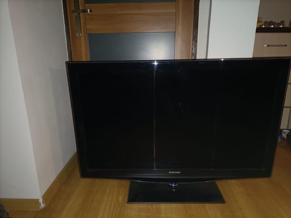 Sprzedam TV Samsung 46cali LCD oraz LG 42cale LED