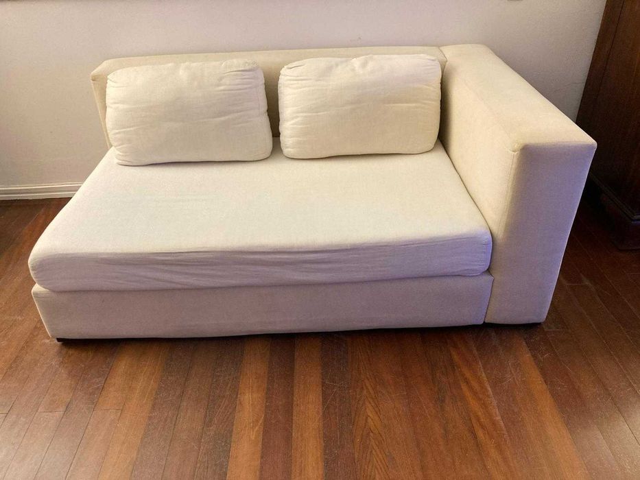 2 Sofás "area store", com combinações variadas