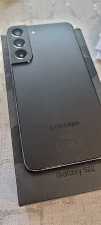 Samsung S22 8/128gb mogę zamienić na inny np iphone 12 NIE SPRZEDAJE