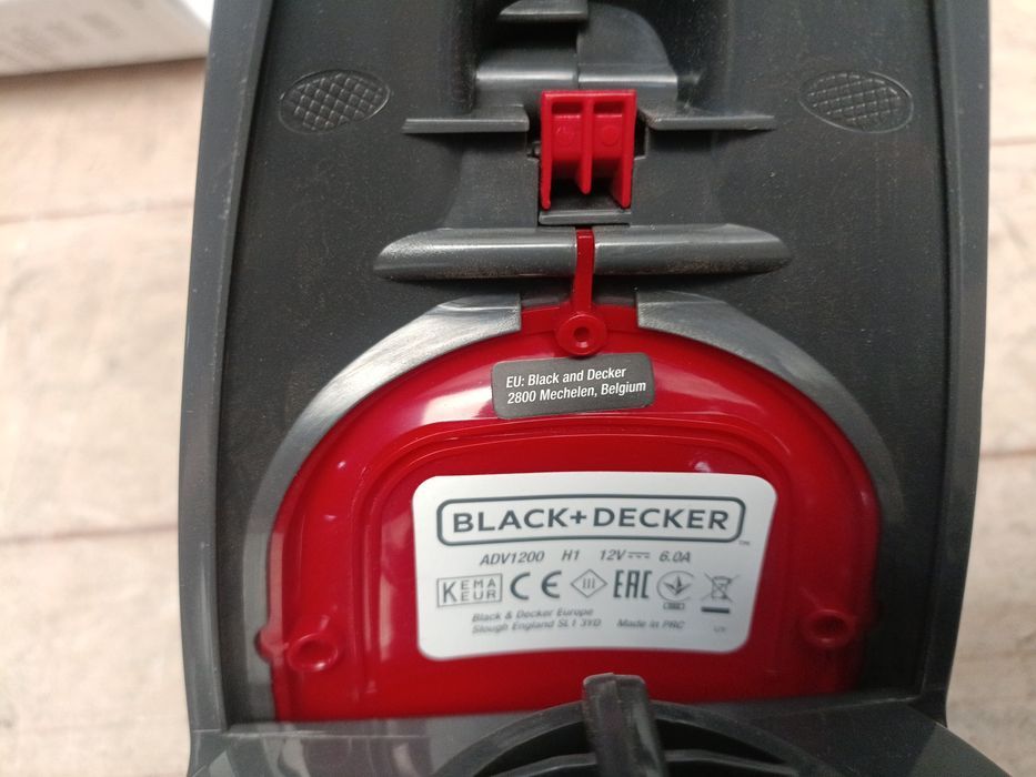 BLACK+DECKER ADV1200 пилосос автомобільний, 12В
