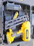 Gwoździarka dewalt 18v
