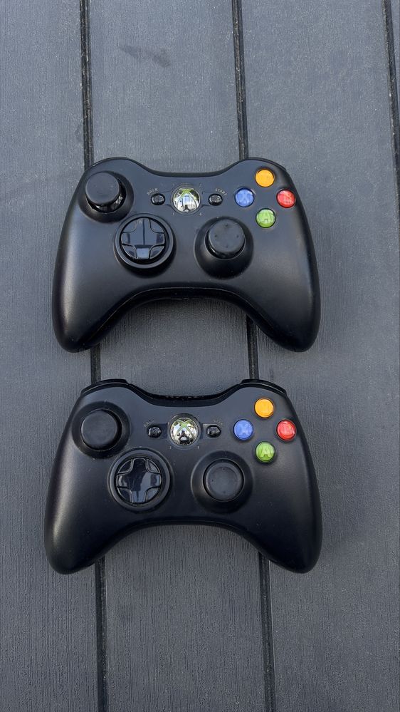 XBOX 360 z dwoma padami + kinect