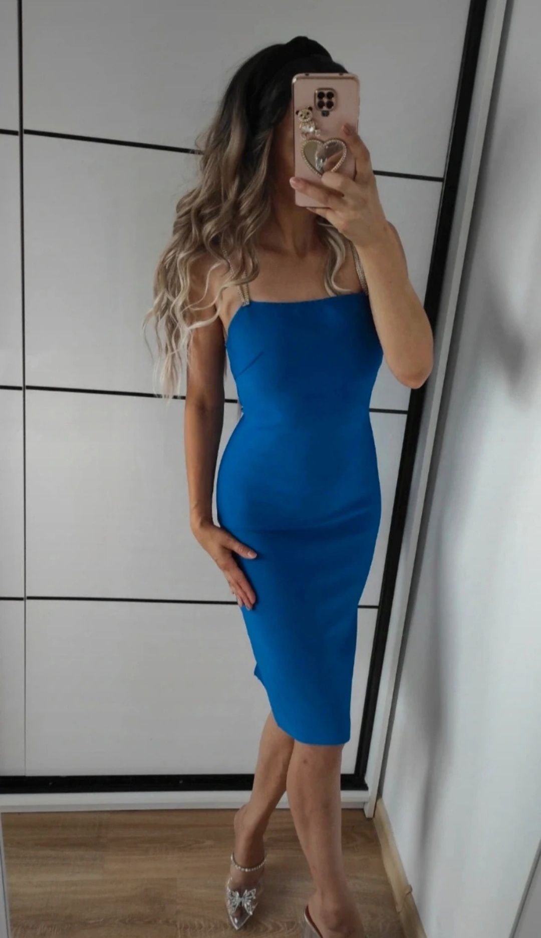 Niebieska midi sukienka z ozdobnymi ramiączkami S