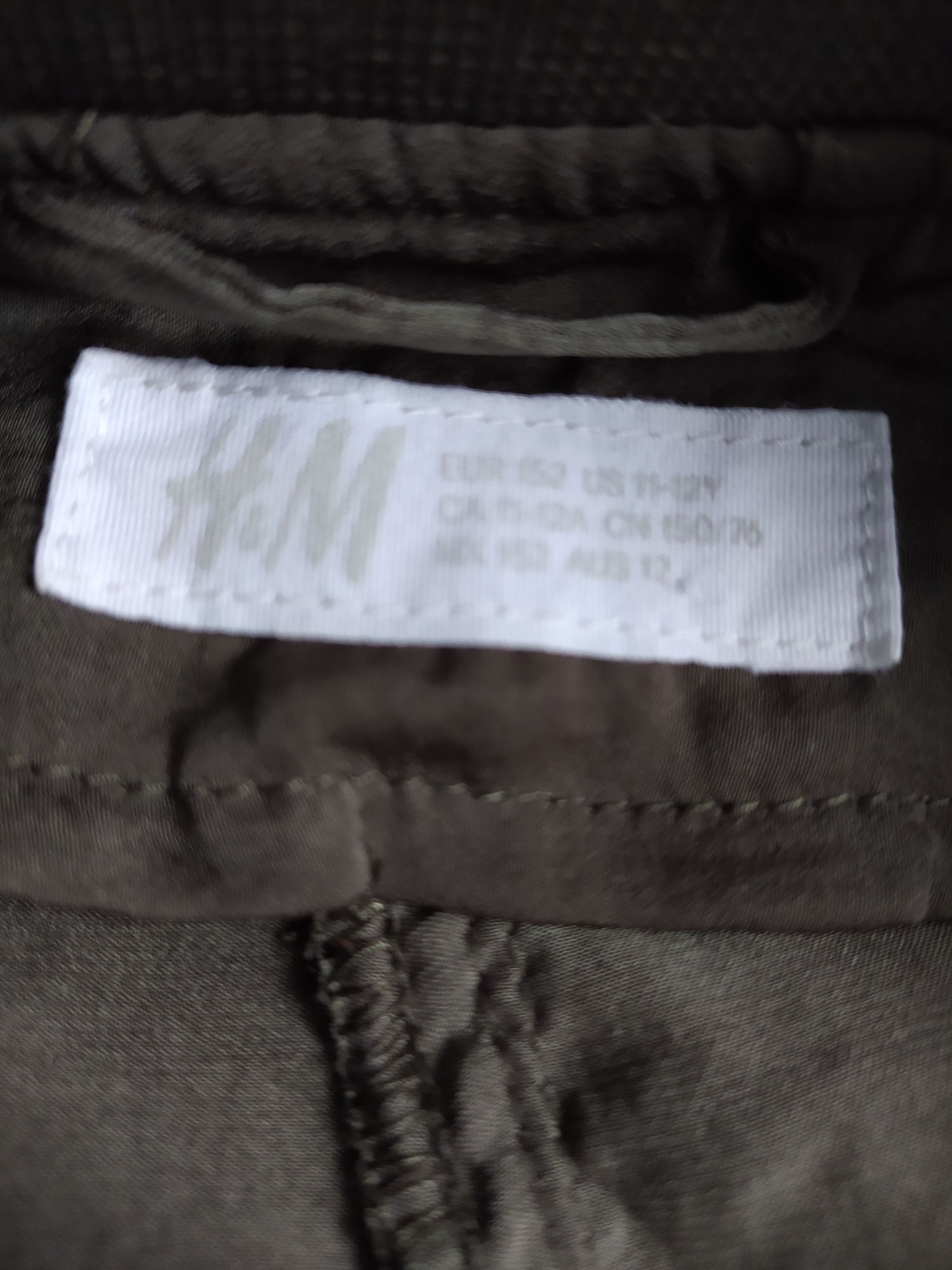 Курточка H&M легенька Дівчинці 11-12  років